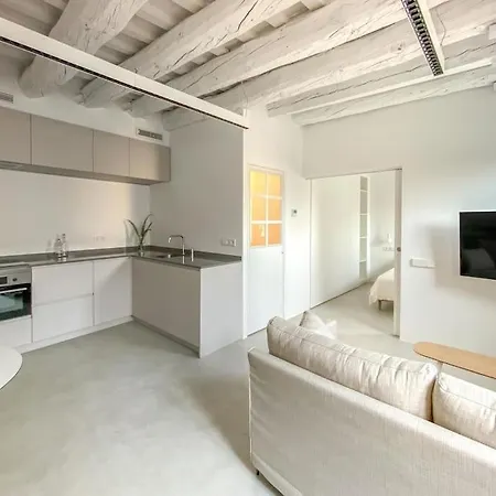 Lively 1 Bdr With Private Terrace Born Apartment *